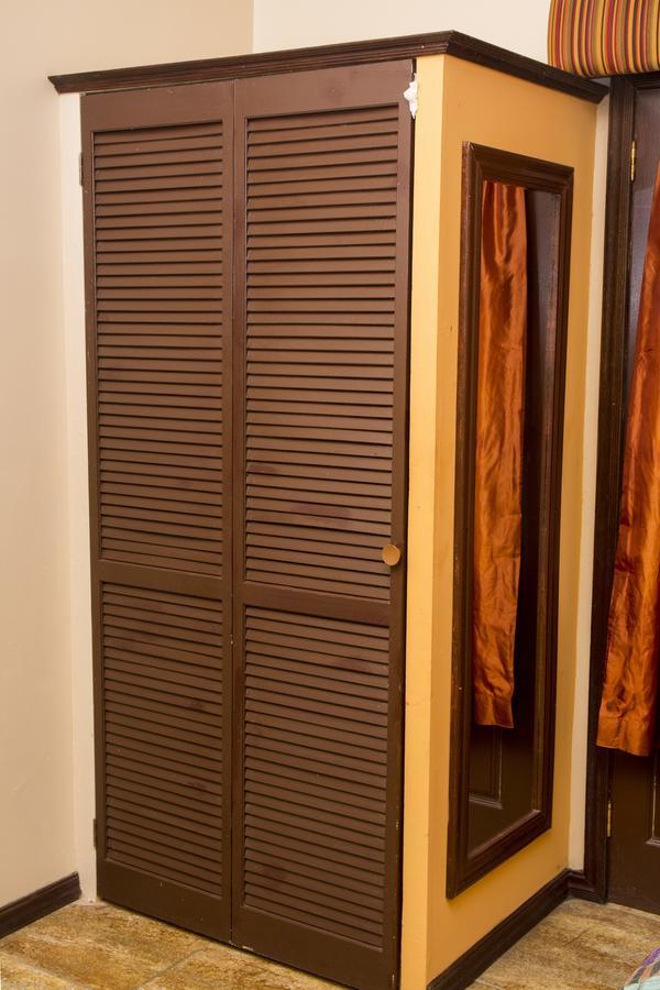 Windjammer International Cuisine & Comfort Inn Georgetown Dış mekan fotoğraf